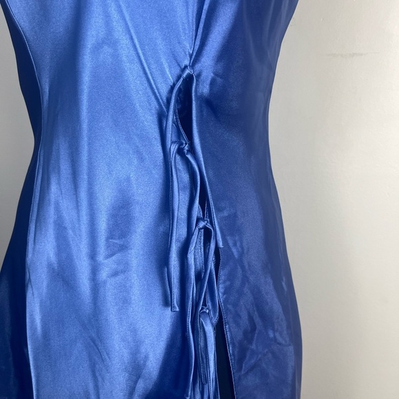 Vintage Fredrick’s of Hollywood Blue Satin mini tie up slip dress size small - Picture 2 of 7